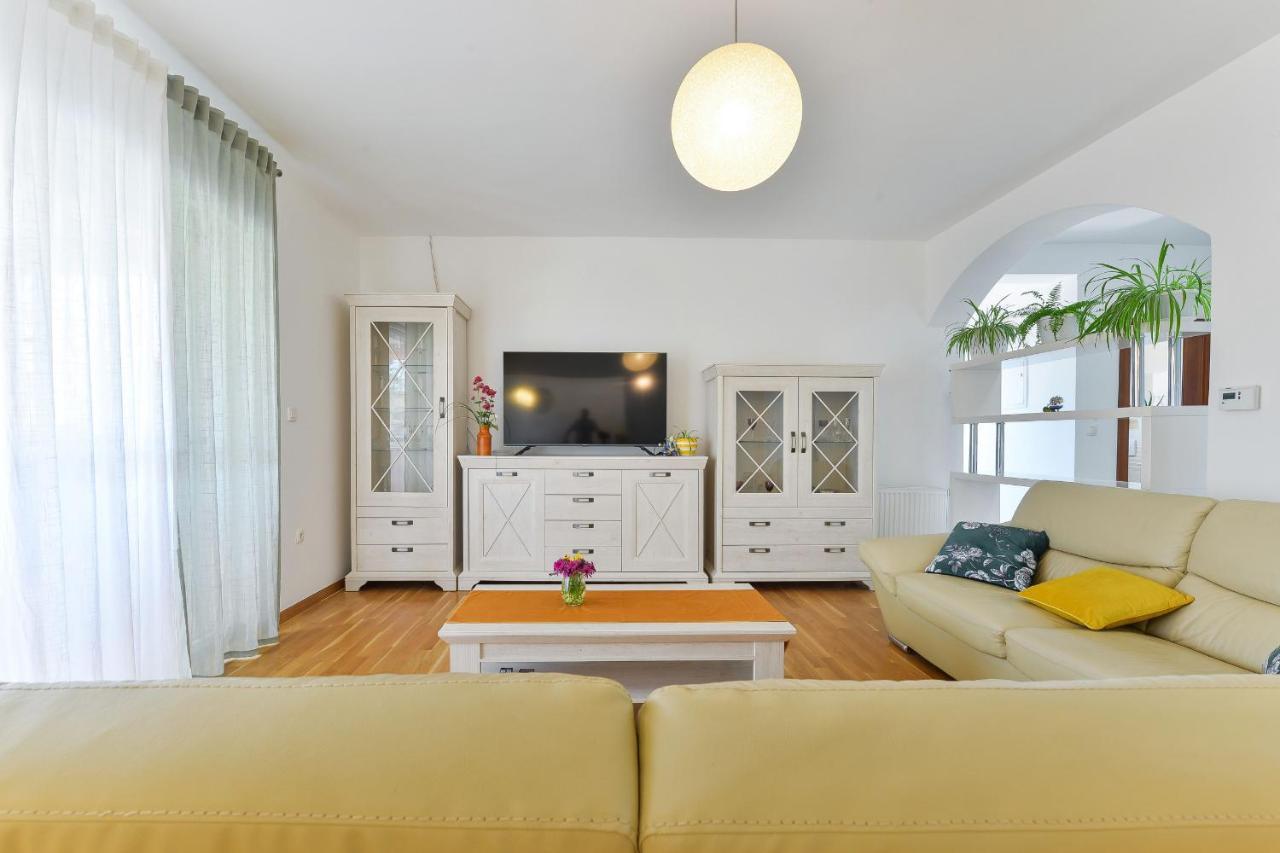 Villa Solis Zadarvillas Экстерьер фото